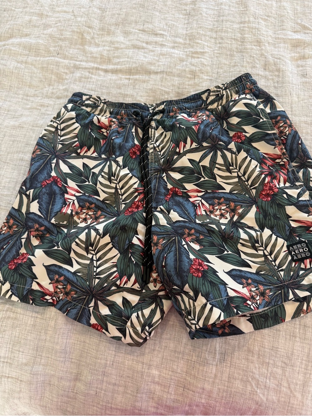 Aeropostale Tropical Leaf Print Men's Swim Shorts - Cream, Green, Blue